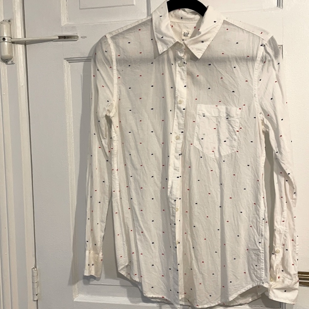 White with navy and red embroidered button down
